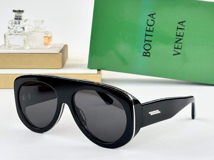 Picture of Bottega Veneta Sunglasses _SKUfw79721528fw